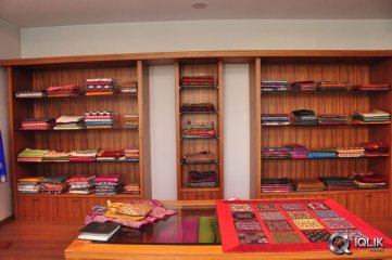 Tanusha launches Shrujan Hand Embroidered Exhibition